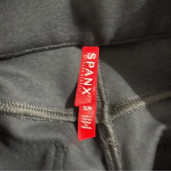 Spanx The Perfect Pant Ankle 4 Pocket Black Size Small Ponte Fabric Style 20202 - Picture 7 of 11